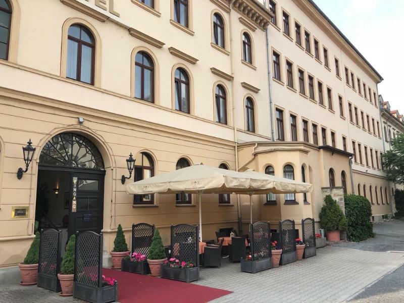 Hotel Bayerischer Hof Dresden Exterior foto