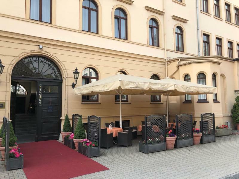 Hotel Bayerischer Hof Dresden Exterior foto